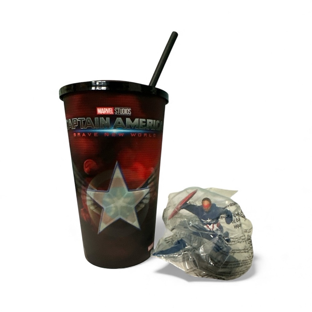 Marvel Studios Captain America Tumbler with Straw“Brave New World” - Sam Wilson